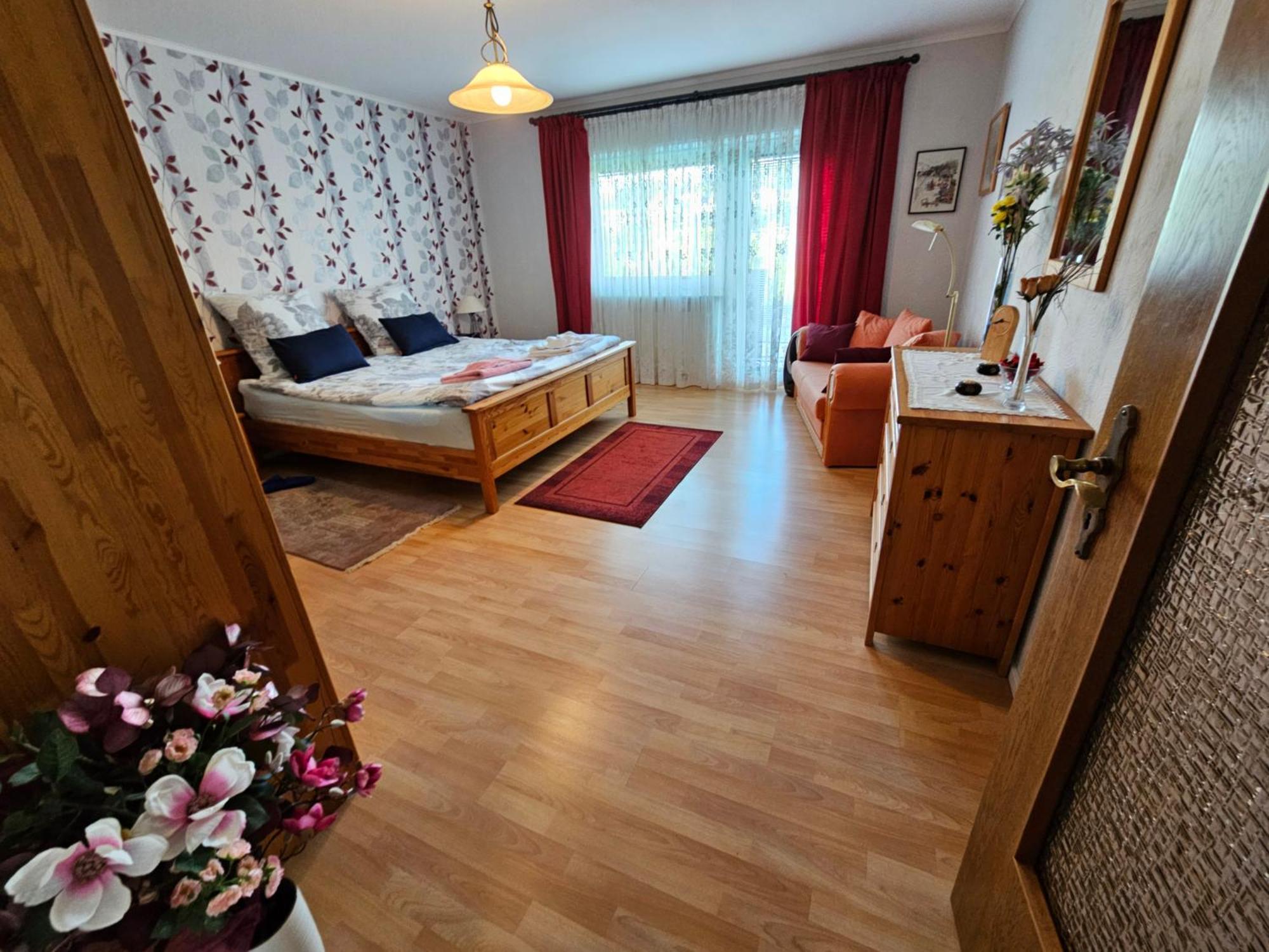 A Large Fully Furnished Private Apartment Linz am Rhein Exterior foto