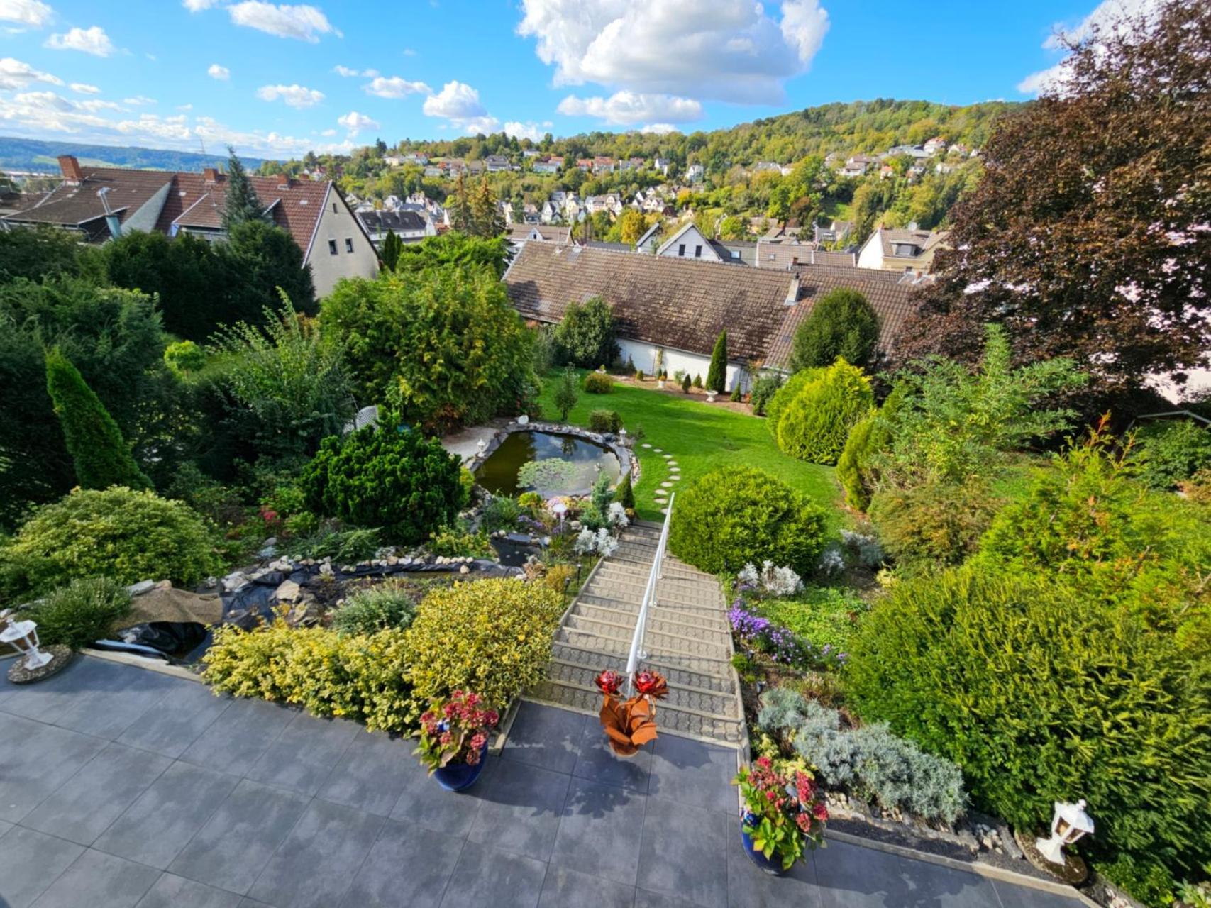 A Large Fully Furnished Private Apartment Linz am Rhein Exterior foto
