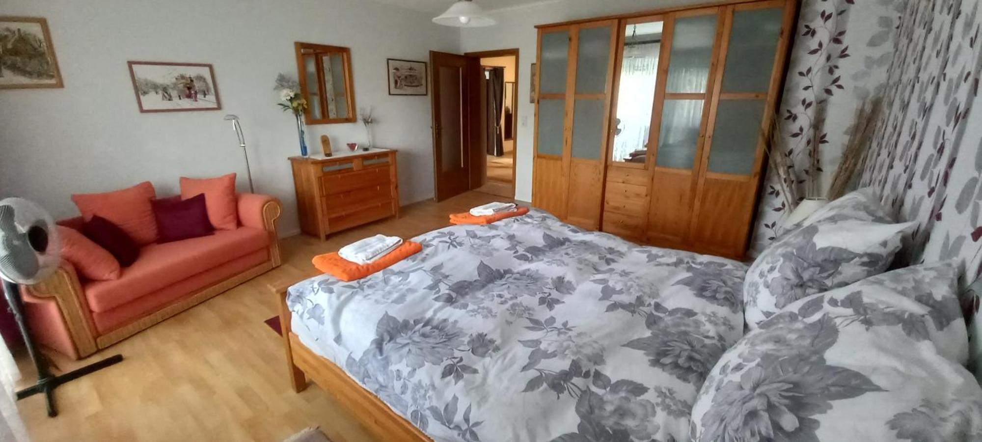 A Large Fully Furnished Private Apartment Linz am Rhein Exterior foto